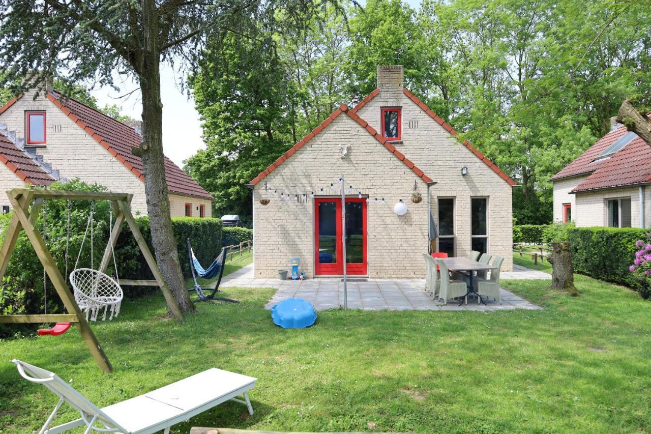 7 Person House With Swing, Firepit, Hammock, Garden, Swimming Lake, Child Friendly, In- And Outside Playground, And Great Coffee Ewijk Bagian luar foto